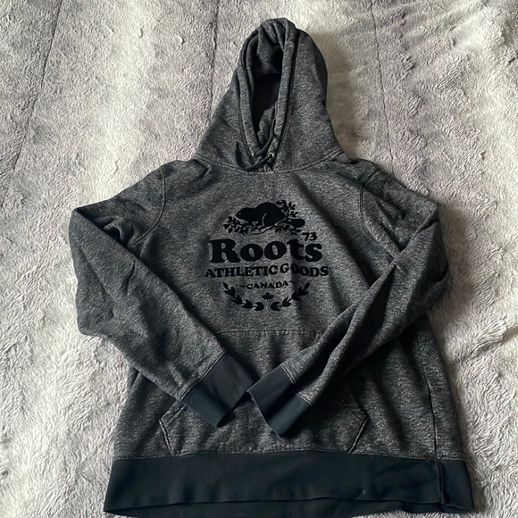 Roots size large hoodie - Picture 1 of 3